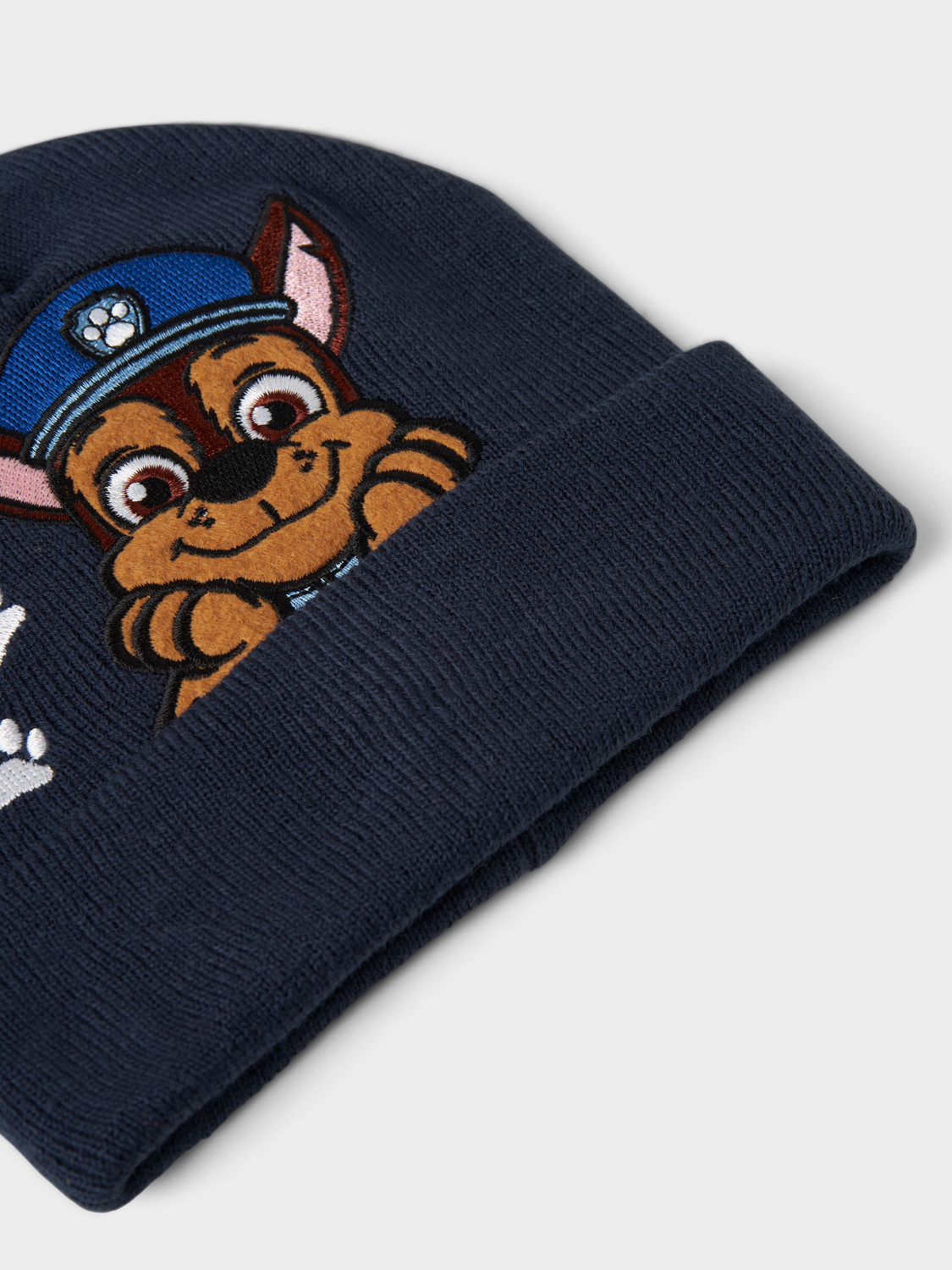 model_shot-front_full